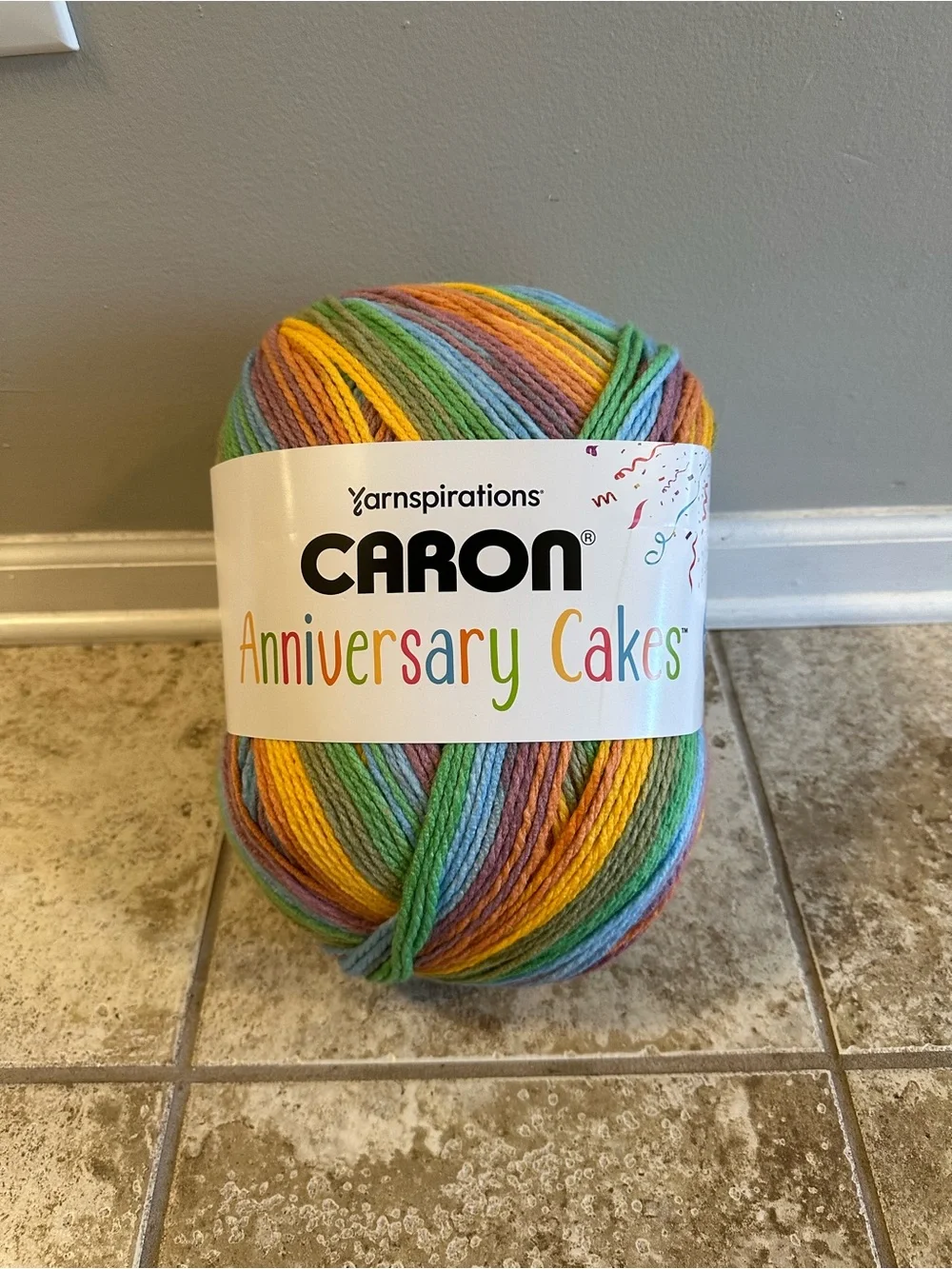 Caron Anniversary Cakes Tropical Breeze Yarn 35.3 Oz. 1000g - Brand New